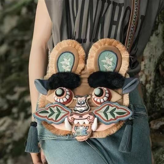[Original Handmade] Mas X's Son's Same Style Tiger Head Bag, Intangible Cultural Heritage, Chinese Children's Gift, Guangxi Yaqi Original