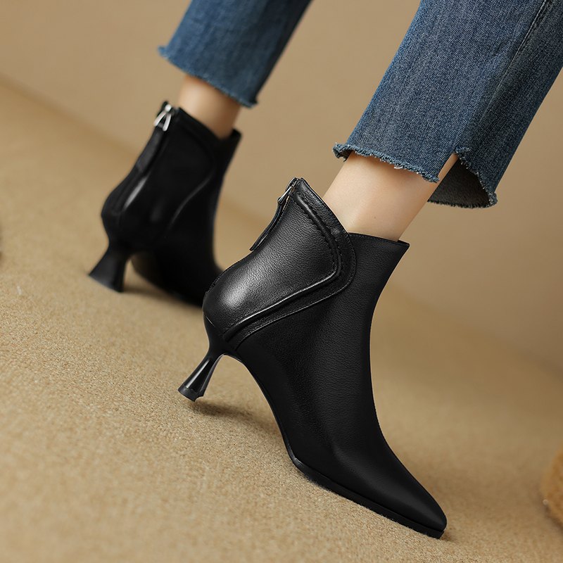 【Autumn and Winter Season Change】Genuine Leather Boots Clearance Discount Single Velvet Mixed Style 5767 【Autumn and Winter Season Change】Genuine Leather Boots Clearance Discount Single Velvet Mixed Style 5767