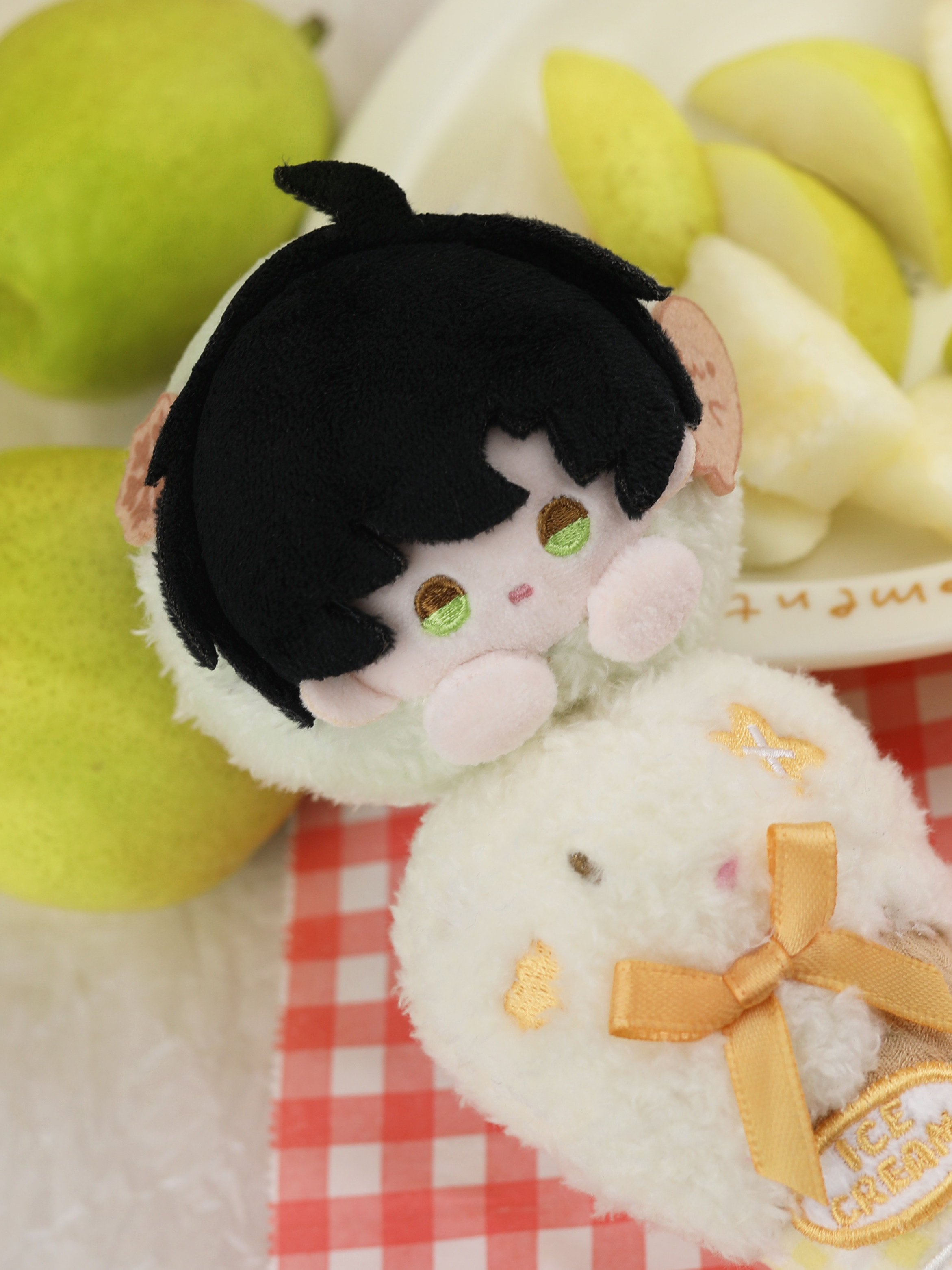 Love and Deepspace Fan-Made Magnetic Ice Cream Plush Charms