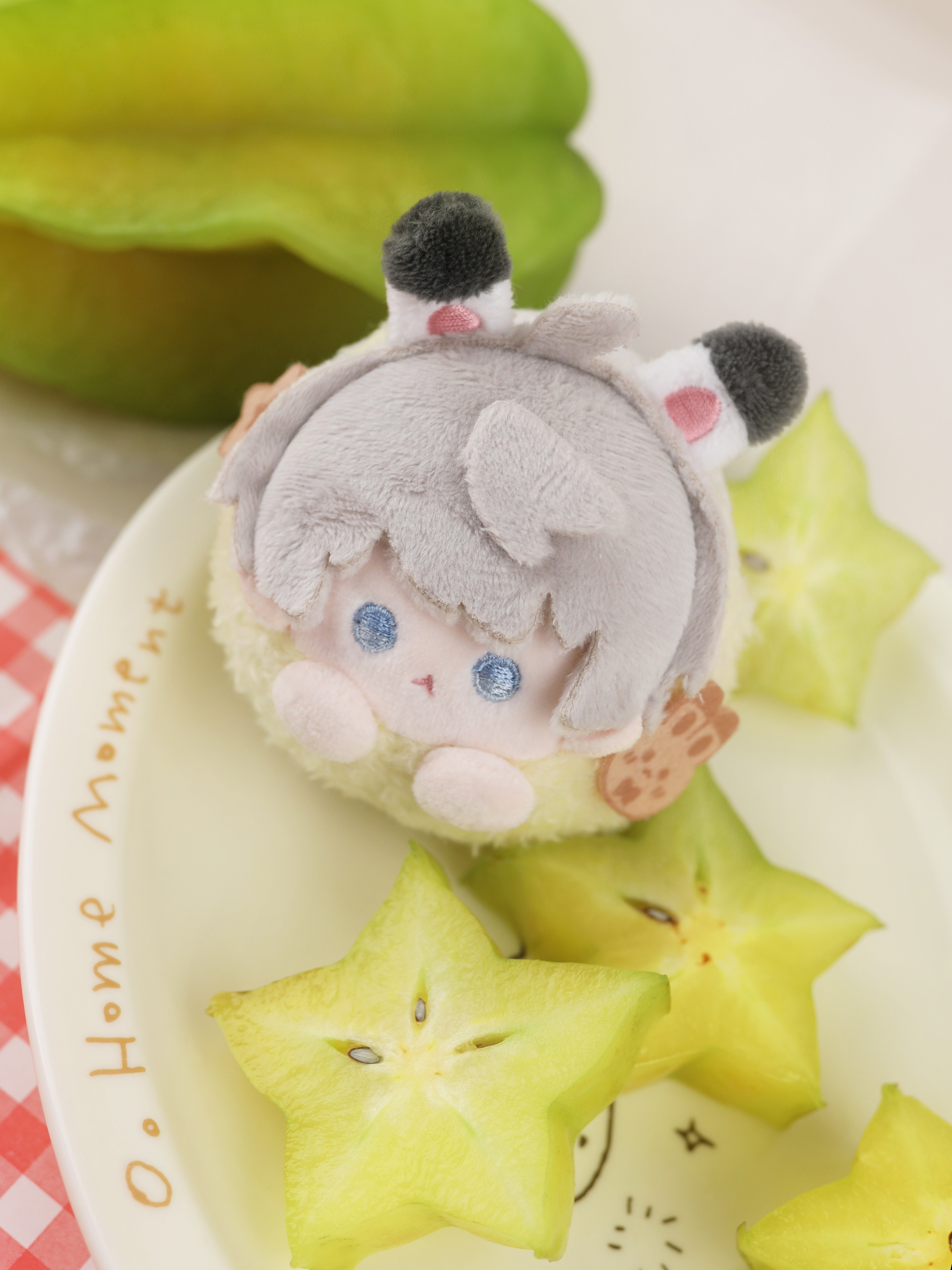 Love and Deepspace Fan-Made Magnetic Ice Cream Plush Charms