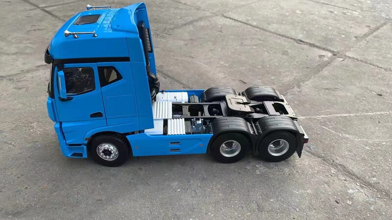 New Jac Jacuzi Heavy Truck K7 Tractor Truck Model, Co-Branded with Zhongtong Blue
