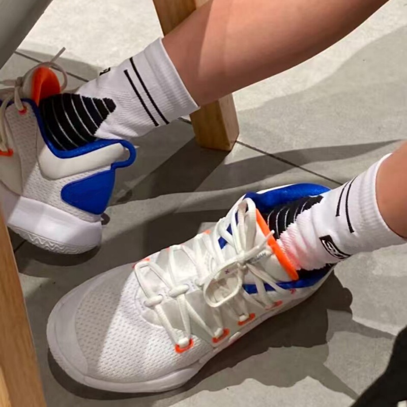 Hd 2018 Low Spongebob Patrick Star Purple Black White Orange Blue White Men's and Women's Sports Practical Basketball Shoes Low-Top