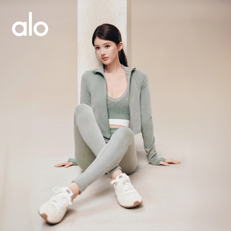 [Same Style as Zhao Lusi] Alo｜Women's Seamless Sports Casual Fitness High-Waisted Tights