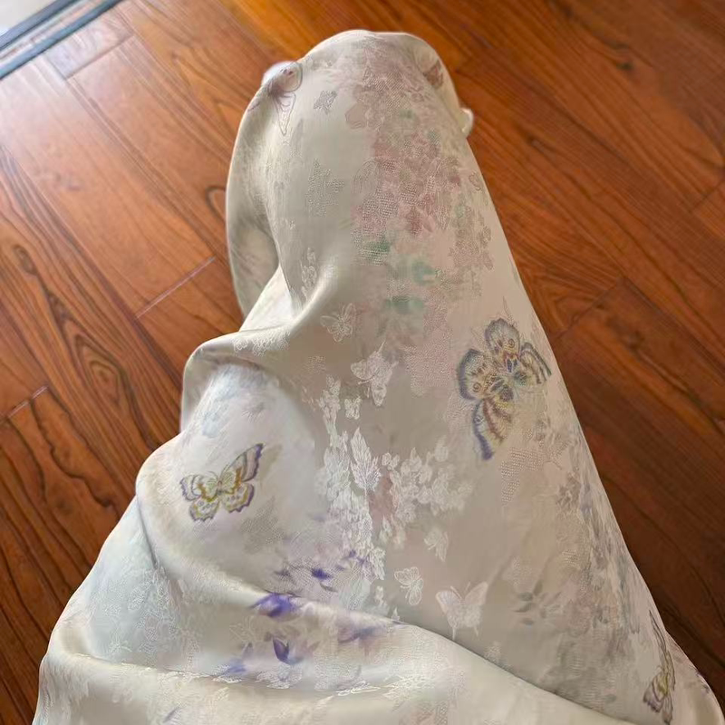 【White Moonlight】33Mm High-End New Chinese Style Tapioca Silk Fabric Jacquard Fabric Remnants National Style Summer