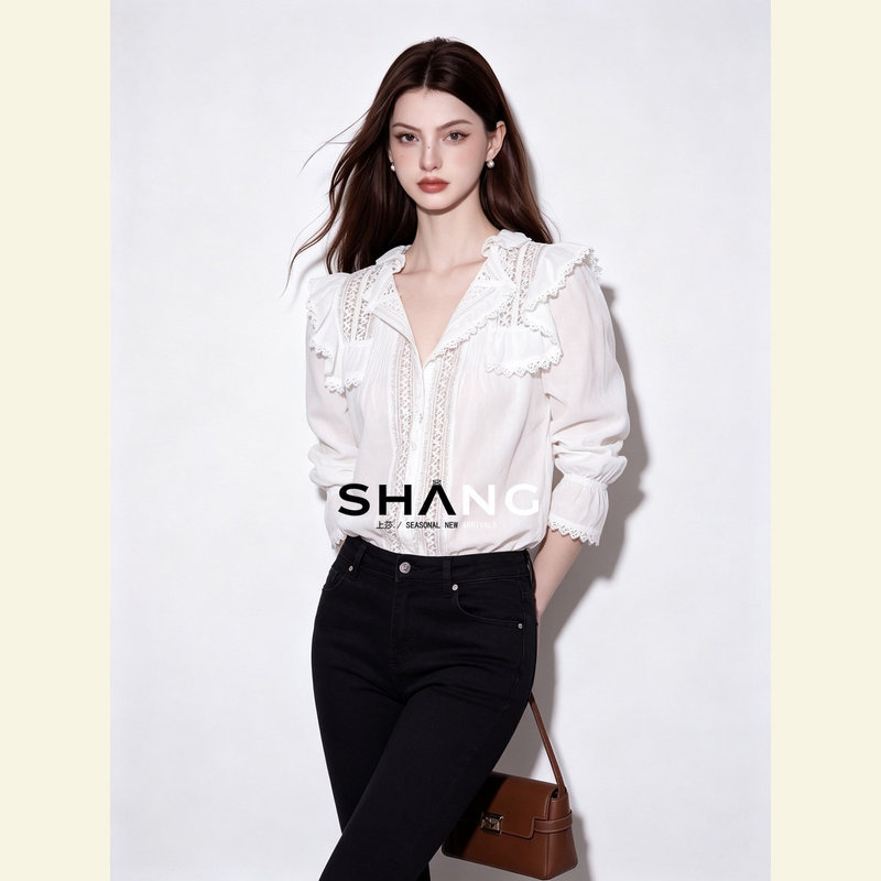 (in Stock) Autumn Fresh and Stylish Commuter Tops with Unique and Beautiful Elegance, High Intelligence Appeal, Super Trendy, Heavy-Duty Lace Trim in White