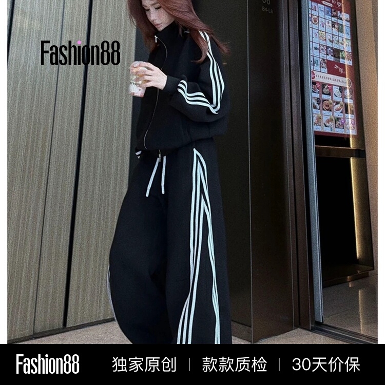 A Complete Set of Ootd Outfits for Autumn, Elegant and Classy, with a High-End Feel, Korean-Style Sporty Casual Black Sweatshirt Set A Complete Set of Ootd Outfits for Autumn, Elegant and Classy, with a High-End Feel, Korean-Style Sporty Casual Black Sweatshirt Set