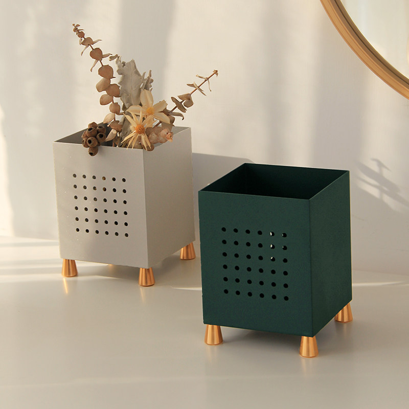 Simply large desktop multi-functional makeup brush large capacity pen brush creative fashion personality in collection box