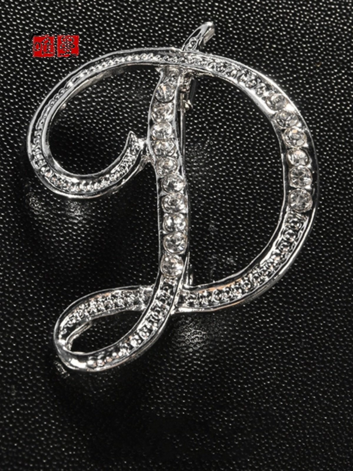 English Letter Brooch Men's Suit Jacket Accessory Coat Fashion Fixed Pin Stylish Personality Simple Accessory