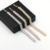 2021 new bracelet female Korean zircon diamond buckle chain fashion simple personality student girlfriends chain first jewelry