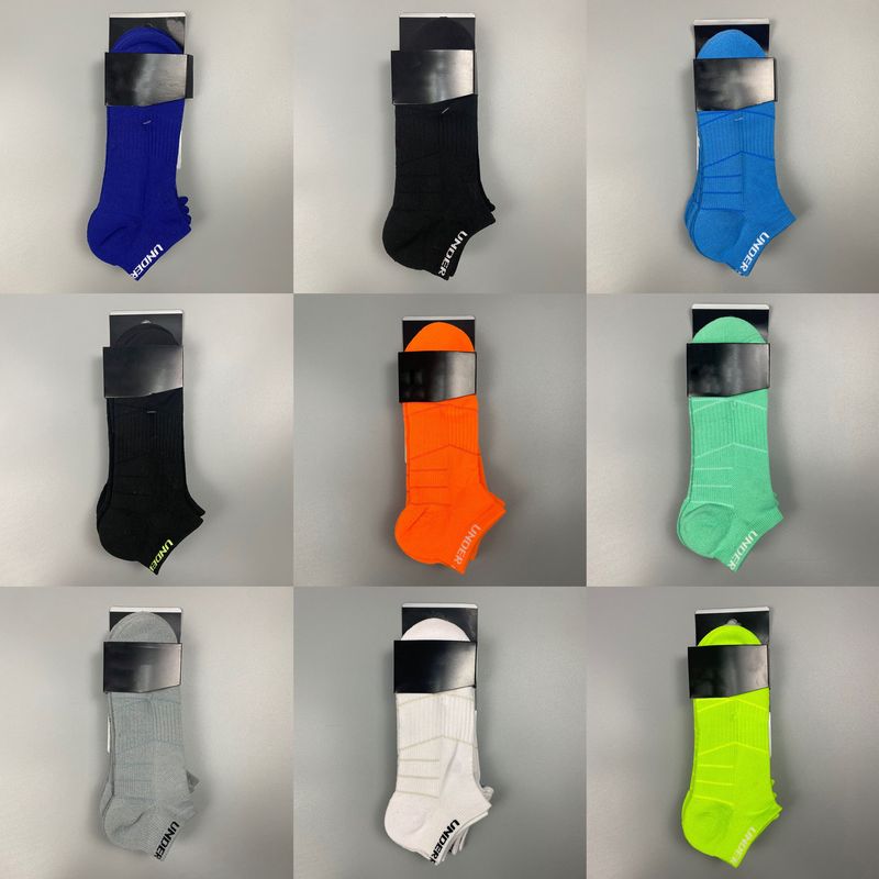 Ua Men's and Women's White Short Socks, Pure Cotton, Summer Professional Sports Socks, Basketball, Outdoor Running, Sweat-Absorbent Towel Bottom, Three Pairs Pack