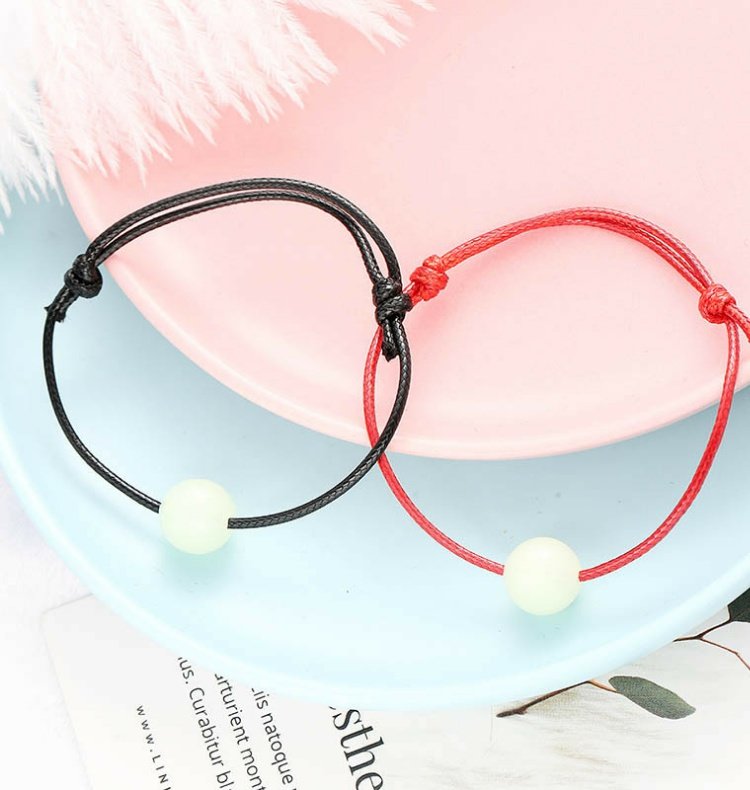 Nhật Bản và Hàn Quốc đơn giản vòng tay đá dạ quang Sen nữ dây đỏ dạ quang đá quý tay và dây đeo đôi nam nữ - Vòng đeo tay Cuff vòng phong thủy