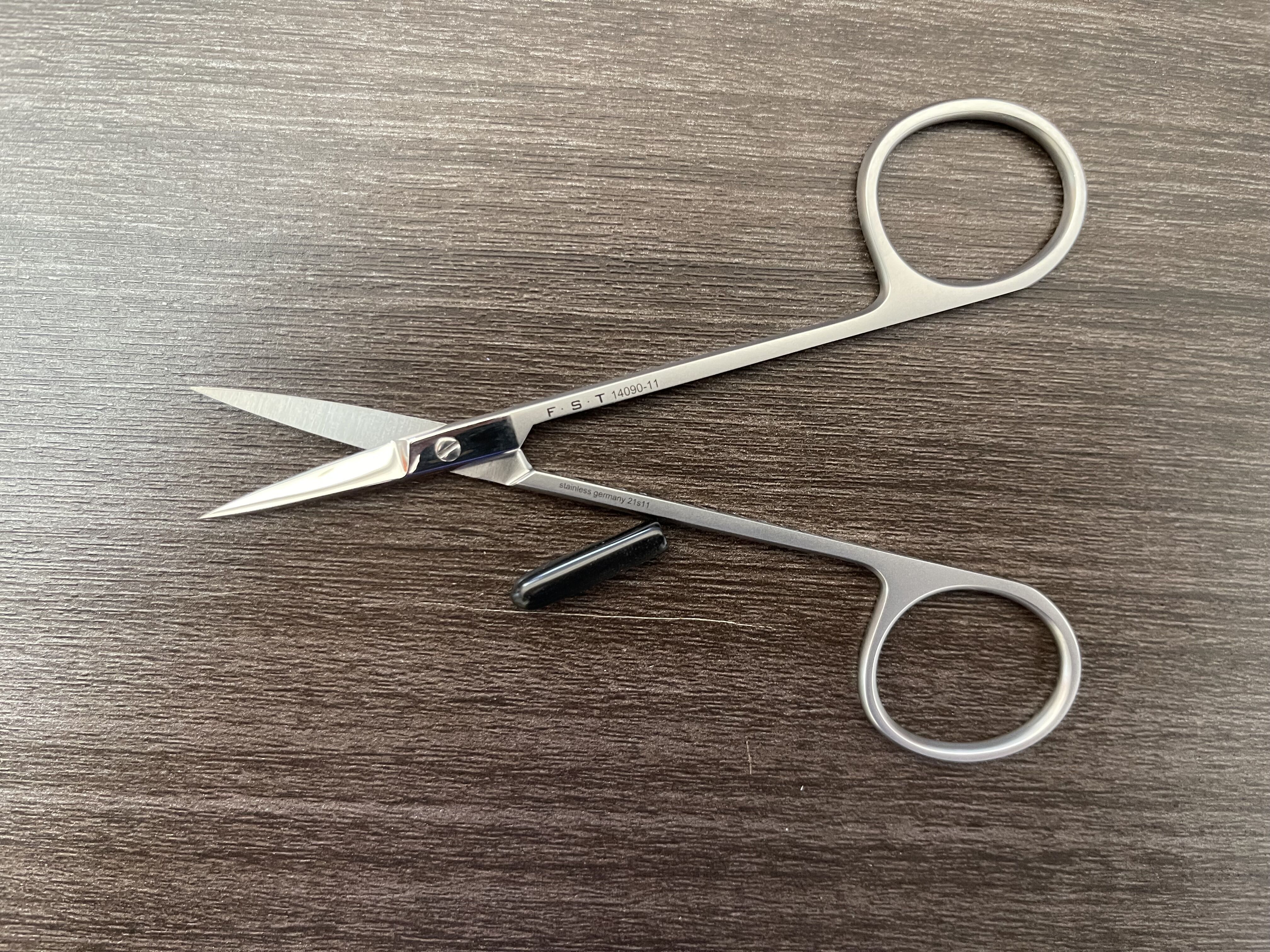 FST剪刀14090-11 Hardened Fine Iris Scissors FST剪刀14091-11