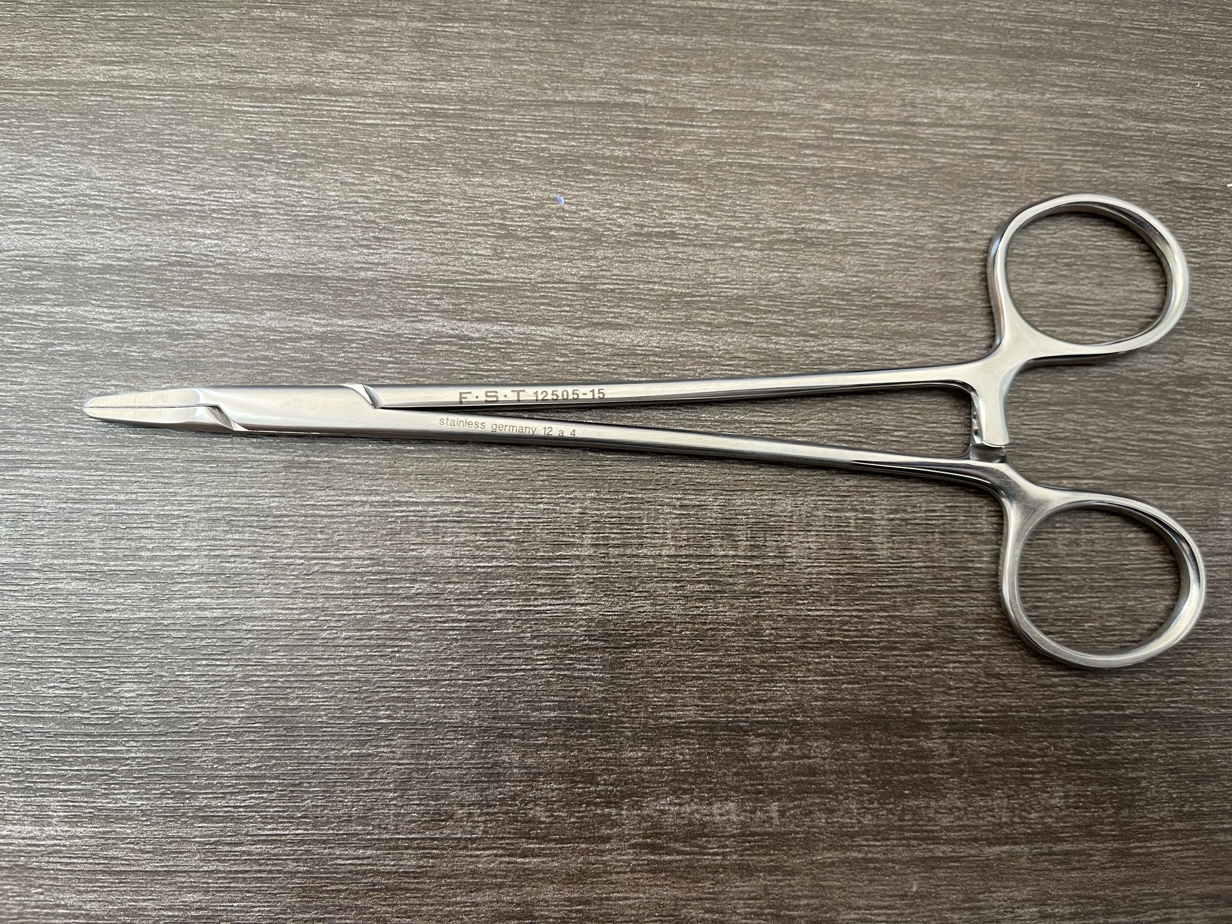 FST持针钳12505-15 Ryder Mini-Select Needle Holder