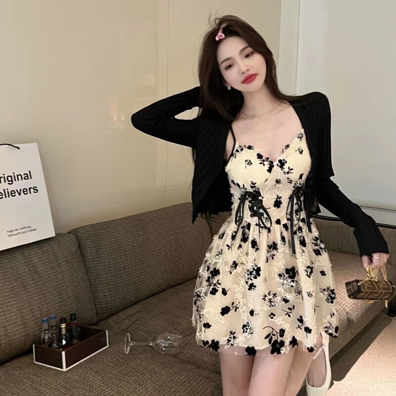Sweet Lace Floral A-Line Dress for Women Summer Lace-Up V-Neck Elegant High-End Waist Slimming Look Suspender Skirt