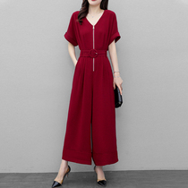 Mapping * Hong Kong light luxury slim slim waist womens new summer temperament age age fashion jumpsuit jumpsuit