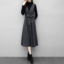 Mapping * Hong Kong light luxury slim slim waist womens 2021 solid color stand collar middle length dress two-piece