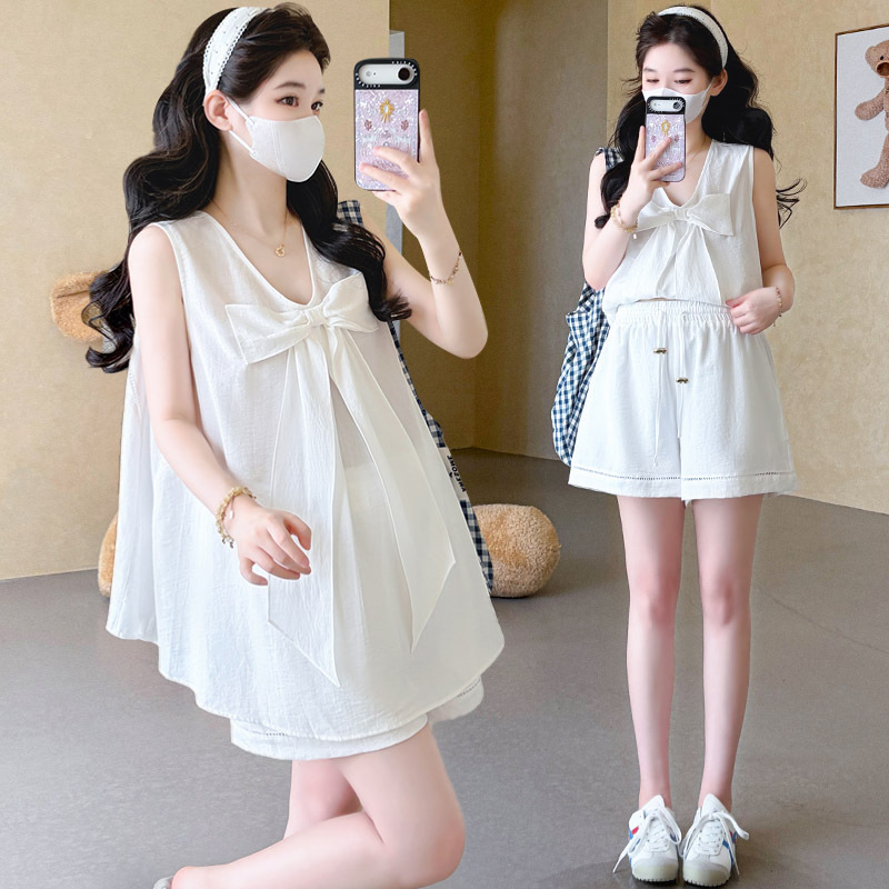 Maternity Summer Outfit Set for Women 2026 New Style Bowknot Sleeveless Top and Shorts, Stylish and Discreet during Pregnancy Maternity Summer Outfit Set for Women 2026 New Style Bowknot Sleeveless Top and Shorts, Stylish and Discreet during Pregnancy