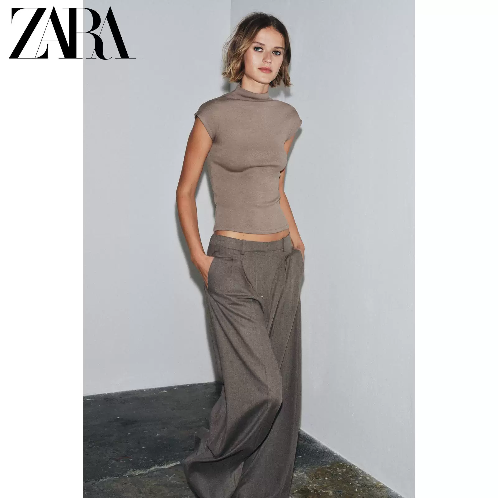 ZARA осень 2025 новый прибытие Женский топ без рукавов с высоким воротом из лиоцелла в смеси пряжи 0858730 973