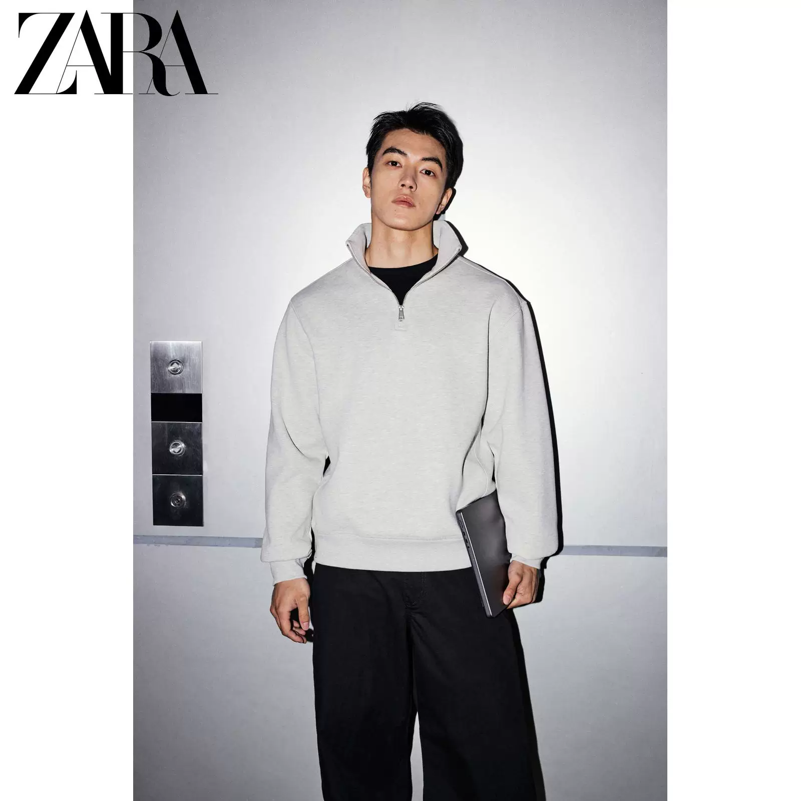 ZARA 2025 осень новые продукты Мужской базовый полузаметныйSlim прямые свитшоты 0761311 803
