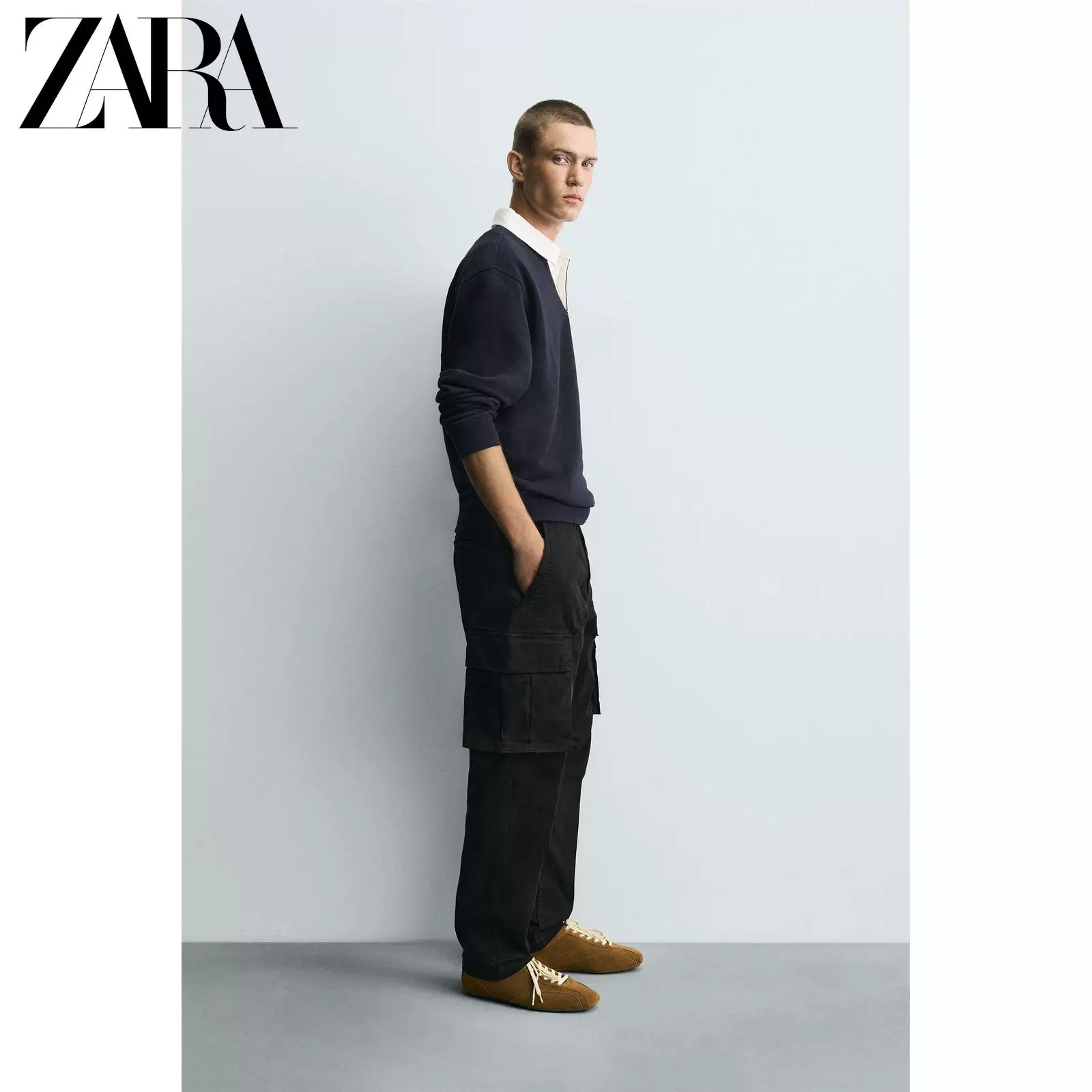 ZARA 2025 Специальное предложение Мужские эластичные промасляенные свободного кроя повседневные карго брюки 0108310 800