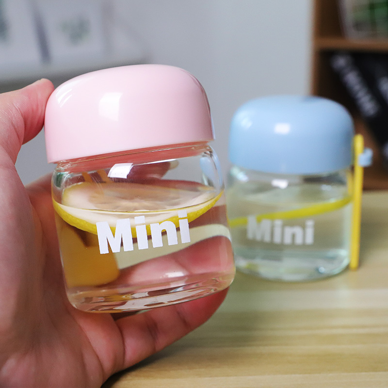 Ultra Small Mini Cups Cute Pocket Transparent Tea Shake Sound Insulation Cup Mesh Red Creative Water Bottle Anti-Fall Day Train M