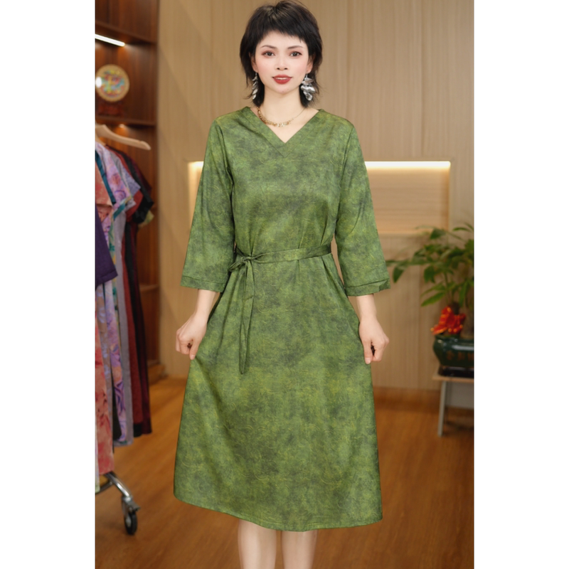 A-26190 Fashionable Loose Slimming Dress V-Neck Green Shadow