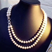 Двойной ряд из 8 символов – готовое колье.