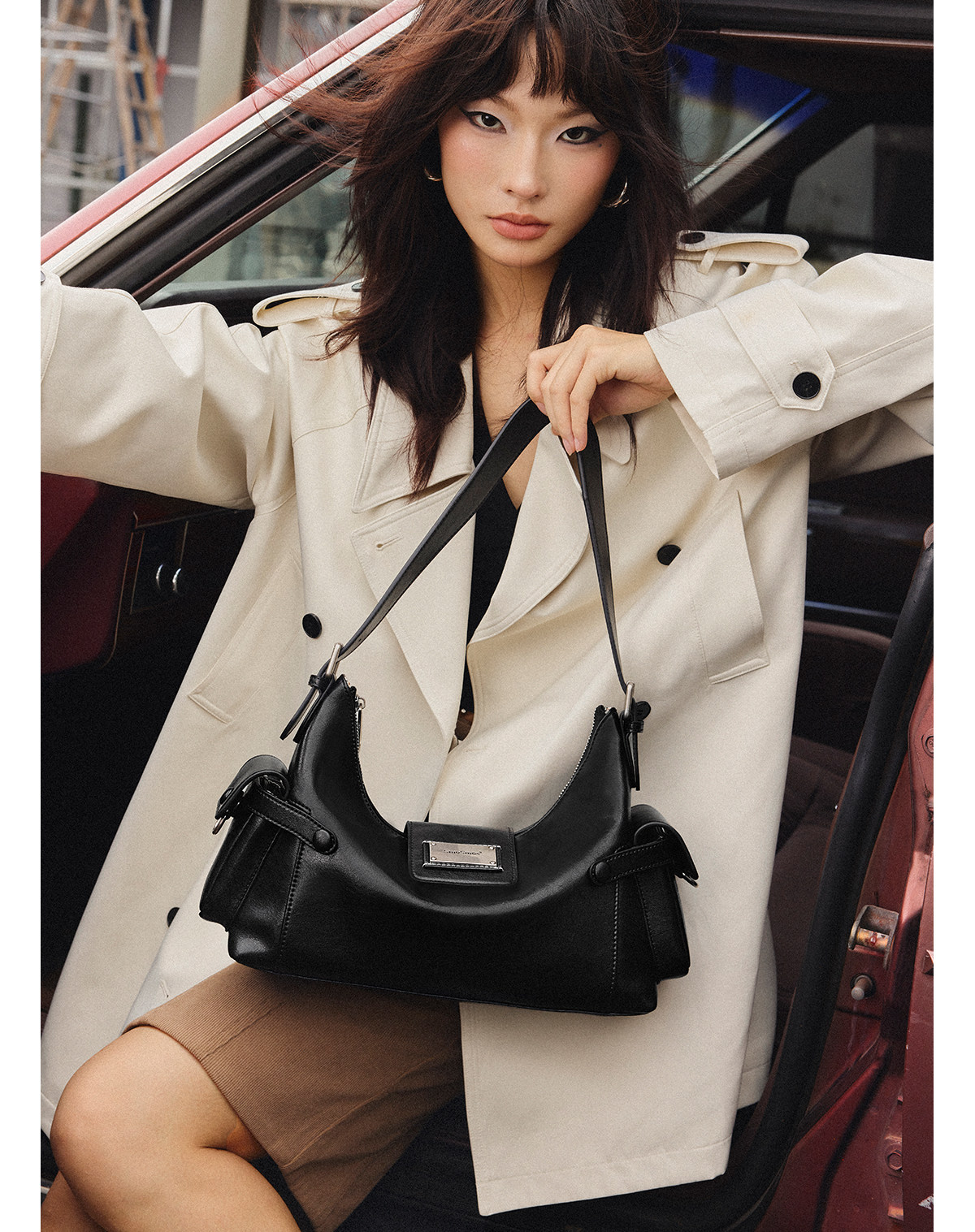SmoSmos Black Leather Zip-Top Hobo Shoulder Bag