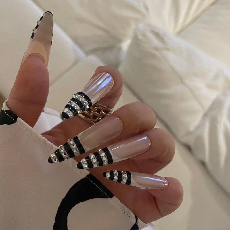 【Silver Wedge】Purely Handmade Wearable Nails with Black Zebra Stripes and Rhinestones, Hailey's High-End Ins-Style 2026 New Model 【Silver Wedge】Purely Handmade Wearable Nails with Black Zebra Stripes and Rhinestones, Hailey's High-End Ins-Style 2026 New Model