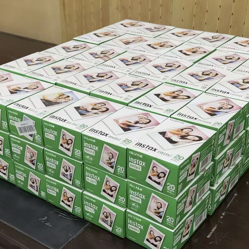 Fuji Instant Mini White-Edged Photo Paper Is Compatible with Mini7/7S/7+/8/9/10/11/12/40/75/90 Fuji Instant Mini White-Edged Photo Paper Is Compatible with Mini7/7S/7+/8/9/10/11/12/40/75/90