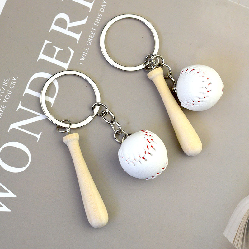 Creative Baseball Keychain Pendant, Simulated Mini Baseball Keychain, Sports Supplies, Small Event Gifts