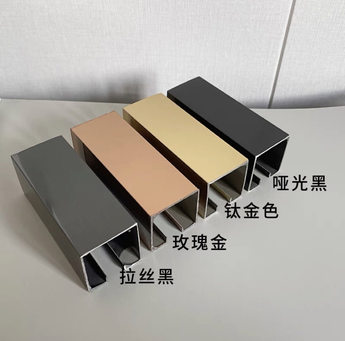 Staircase Armrest Stainless Steel Wire Drawing Aluminum Alloy Solid Wood Card Slot Railing Villa Balcony Mall glass No frame track