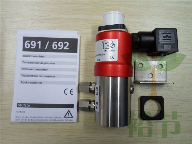 huba control Series 692 Water Differential Pressure Transmitter Liquid
