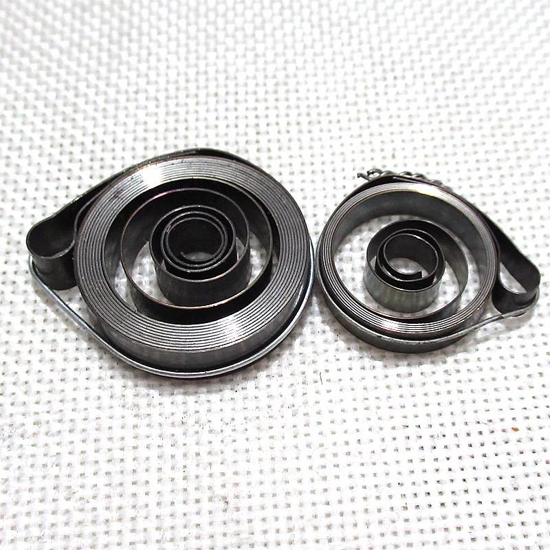 Mechanical alarm clock accessories, time alarm, manual winding spring, alarm clock parts, time winding, old parts