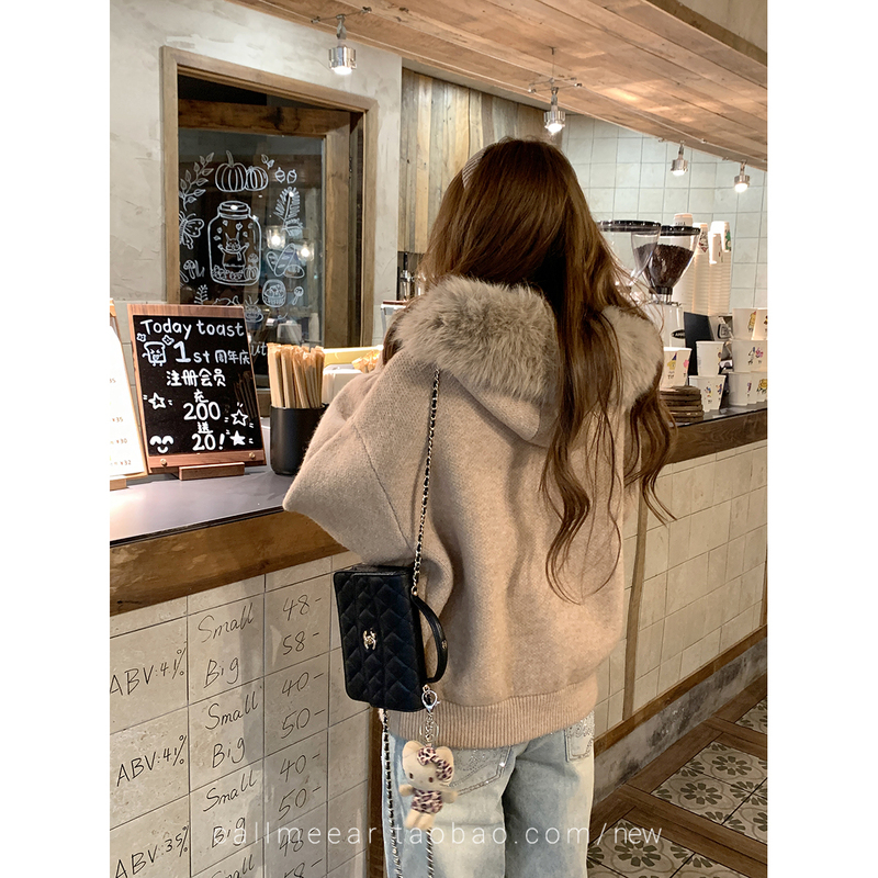 Callmeear//【Large Fur Collar Sweater】Cardigan Coat for Women, Autumn and Winter, Loose Fit, Slimming, Soft Knitwear