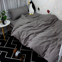 Серебристо-серый