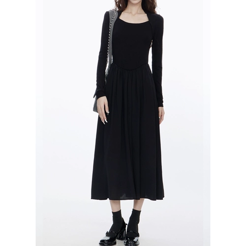 Черный осенний лонгслив, трикотажное платье, длинная юбка, французский стиль, квадратный вырез, изысканный стиль, подходит для подростков