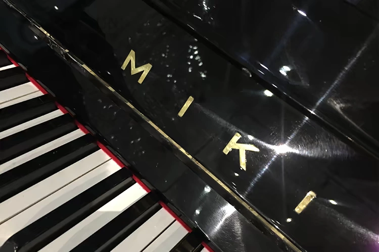 Nhật Bản nhập khẩu đàn piano cũ Mickey MIKI M1FB tập thể dục tại nhà màu đen dọc - dương cầm