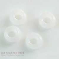 Кусок белого мрамора