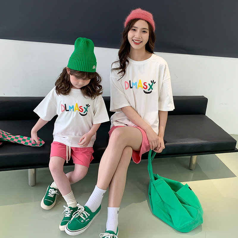 Mother and daughter summer short-sleeved foreign style parent-child t-shirt suit new fashionable Korean sports advanced two-piece set fried