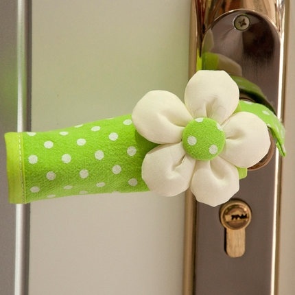 Entry door handle gloves flannel winter cute protective cover anti-cold anti-bump anti-collision pad protective cover anti-static