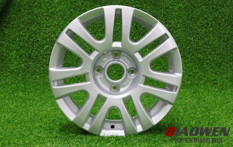 Bánh xe ban đầu cũ Jetta đối tác 14 inch 10 tuổi Jetta tuổi Jetta phụ kiện tám cột bánh xe hợp kim nhôm