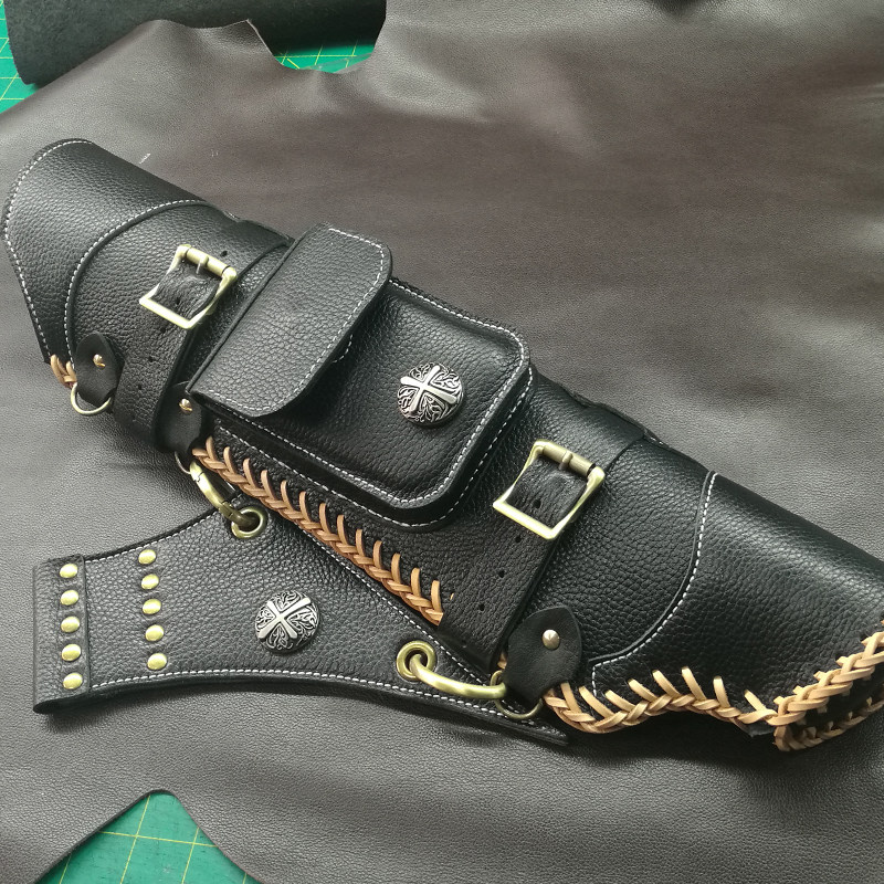 Archery quiver quiver leather pure handmade top layer cowhide beauty hunting quiver bottom magnet