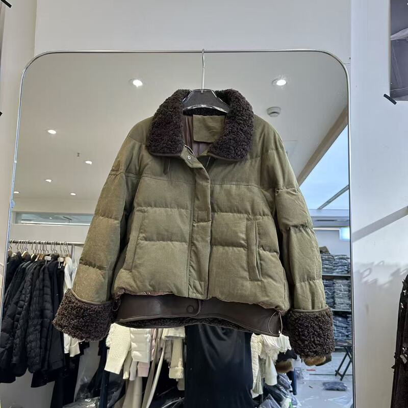 9616 This Year's Trendy Hot-Selling Item Is a High-End, Unique, Eye-Catching Jacket, Super Stylish Military Green down Jacket for Women in Winter 9616 This Year's Trendy Hot-Selling Item Is a High-End, Unique, Eye-Catching Jacket, Super Stylish Military Green down Jacket for Women in Winter