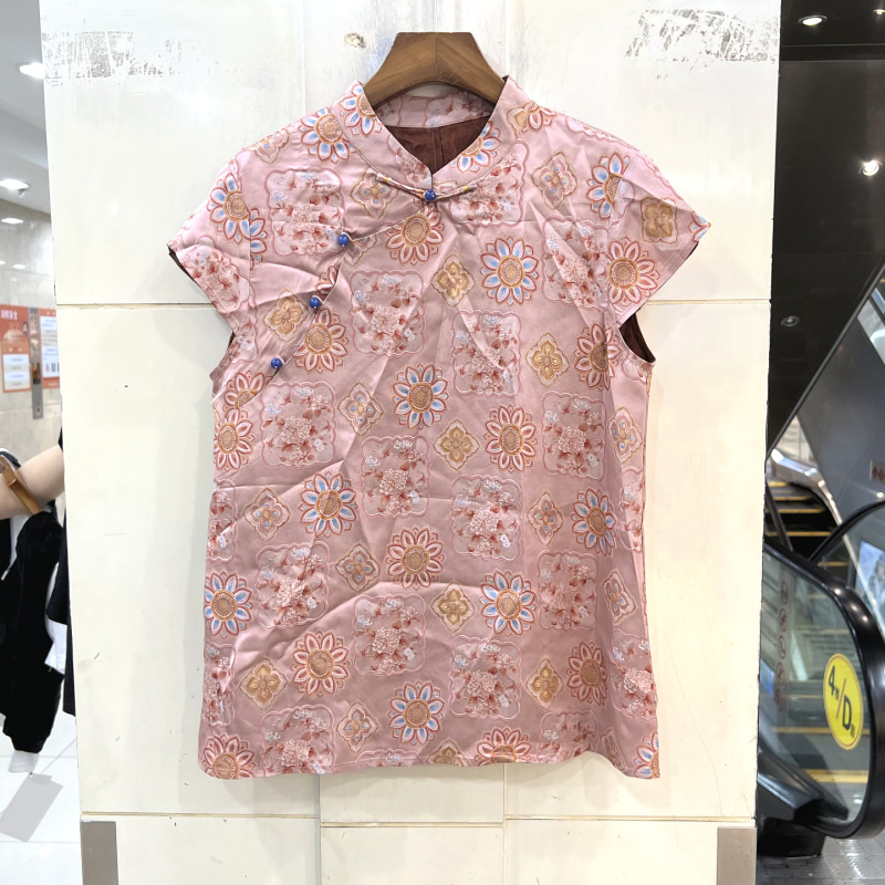 L69118 Fashionable Versatile Shirt with Diagonal Button Closure, Stand Collar, Vintage Jacquard, Chinese Style, Rayon Xiangyun Silk, and Back Slit