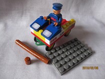 F7 KFC Toys Early Variety Fleet Small Particles Insert Building Blocks Speed ​​Car Parts Packing