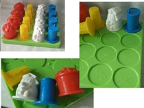 KFC Toys 2009 Qiqi Intelligent Chess Colored Plastic Four Color Chess