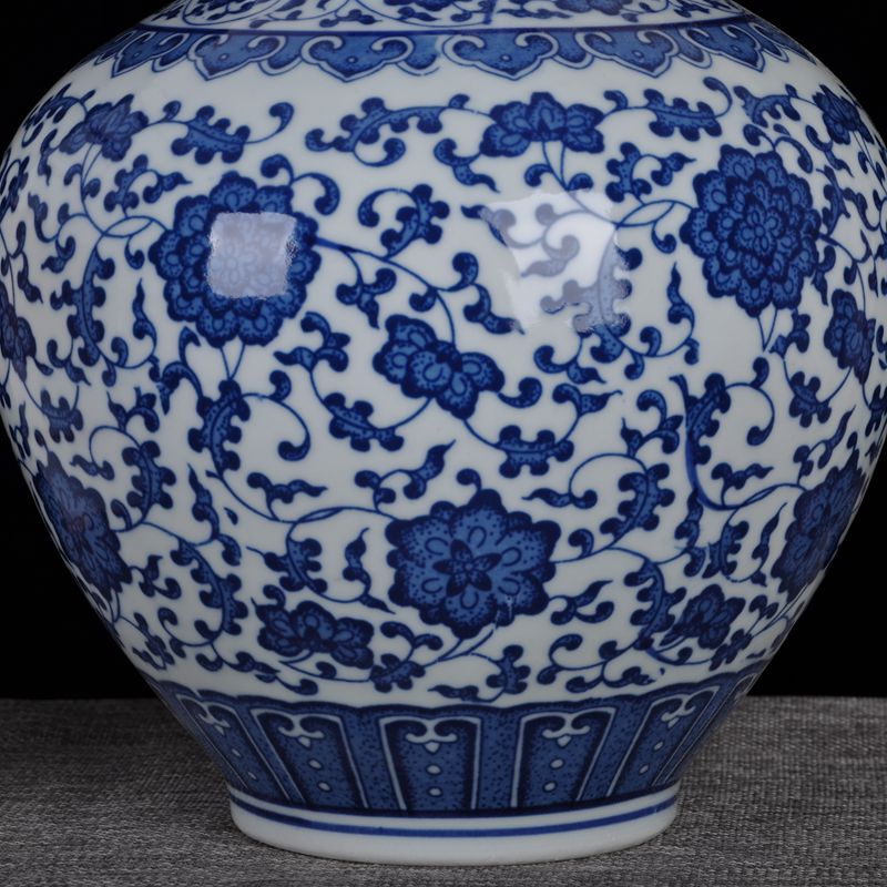 Jingdezhen ceramics modern blue and white porcelain vase home furnishing articles sitting room adornment ornament arts and crafts