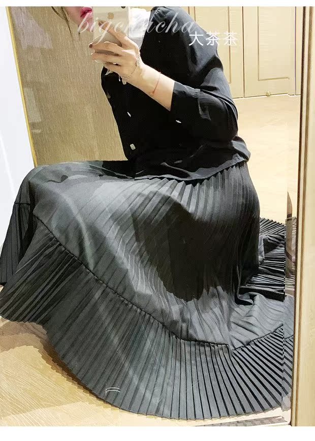 Một lượng nhỏ khách hàng! Vải Nhật Bản ~ cảm giác mát mẻ, tối, không đều, váy xếp li, váy đu lớn - Váy chân váy caro dài