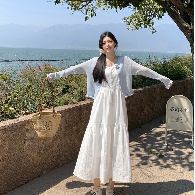 Plus Size Fat Girl 2026 Spring New Solid Color White Spaghetti Strap Dress, Feminine and Unique, Niche Style, Slimming Shirt